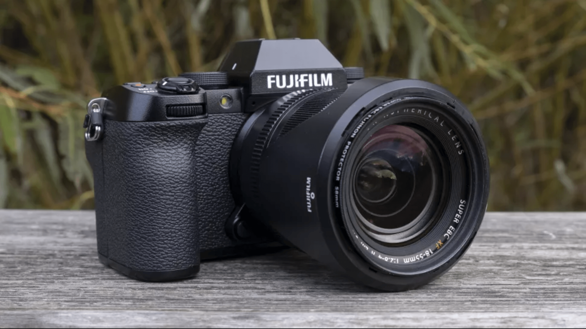 Camera cho vlog Fujifilm X-S10