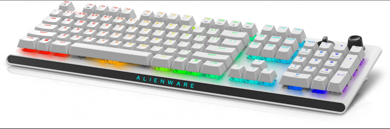 Alienware có bàn phím, chuột, màn hình chơi game mới