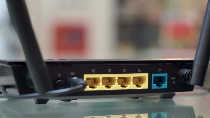 Kết nối bộ truyền phát và máy tính thông qua cổng LAN
