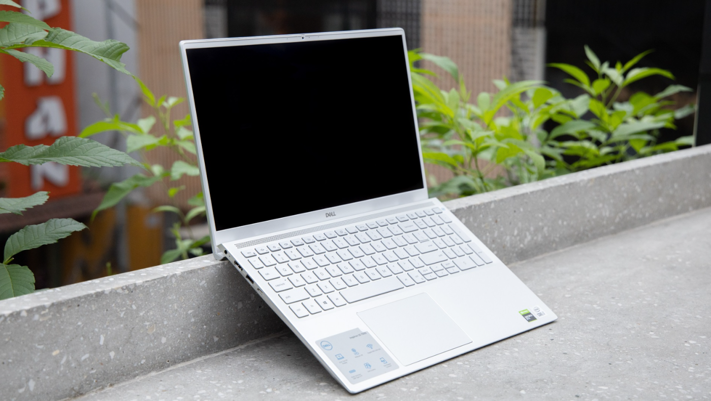 DELL INSPIRON 15 7501 là một trong những cỗ máy Laptop vừa đẹp, vừa khỏe, Hackintosh cực kỳ phù hợp